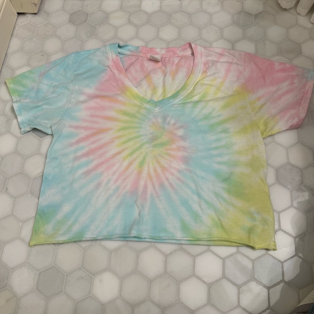 Vibrant Tie-Dye Short Sleeve Tee Small
